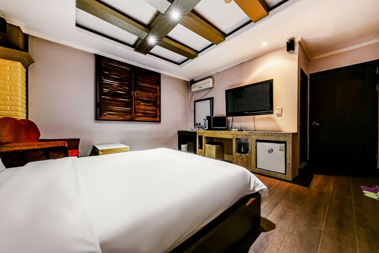 Hotel Rooky Daejeon Bagian luar foto